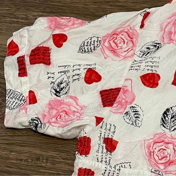 Vintage Victoria’s Secret Gold Label Cropped Silk Top White Pink Red Size Large - Picture 2 of 10